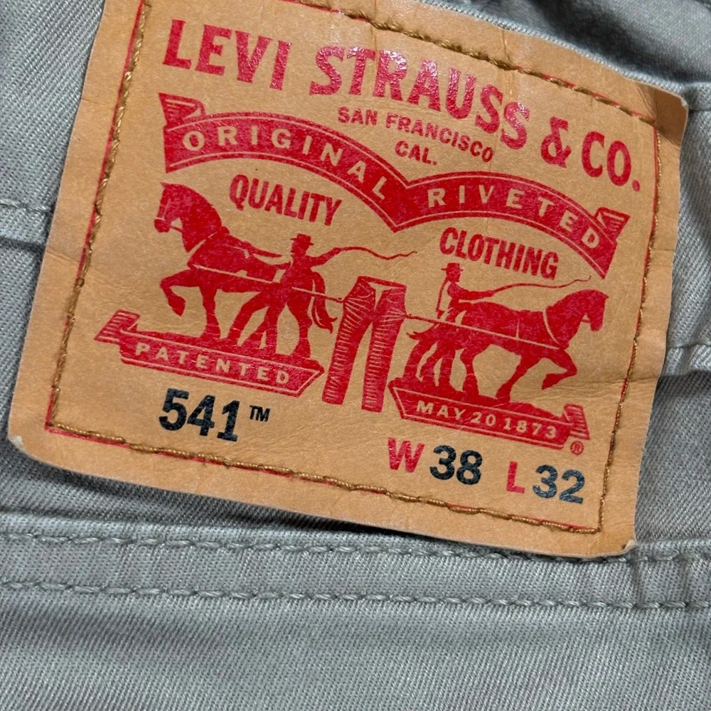 Levis 541 Athletic Taper Khaki Tan Pants Stretch Chino Cotton Casual Mens 38x32